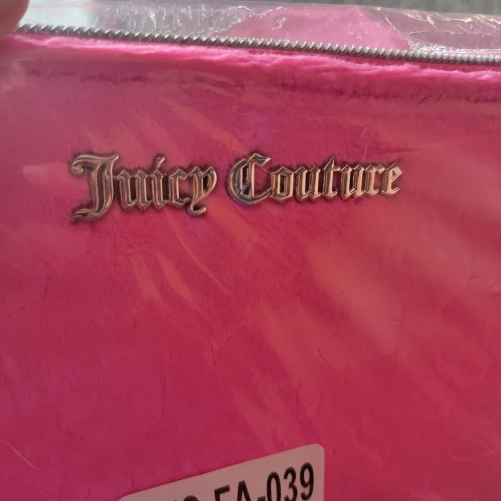 Juicy Couture Pink Women's Cosmetic Bag